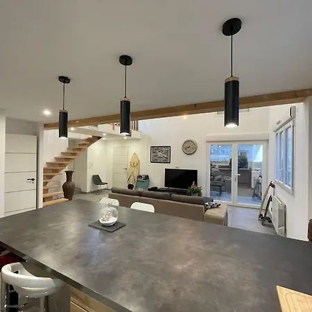 Maison Climatise 6 Personnes Proche Ocean Holiday home *